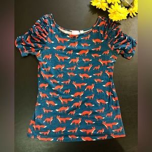 Anthropologie Fox Print three quarter length sleeve blouse Taylor swift small